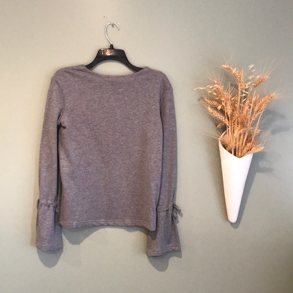 grey & gray Heather Gray NWT Long Sleeve Top With Sleeve Ties. XS - Picture 2 of 5